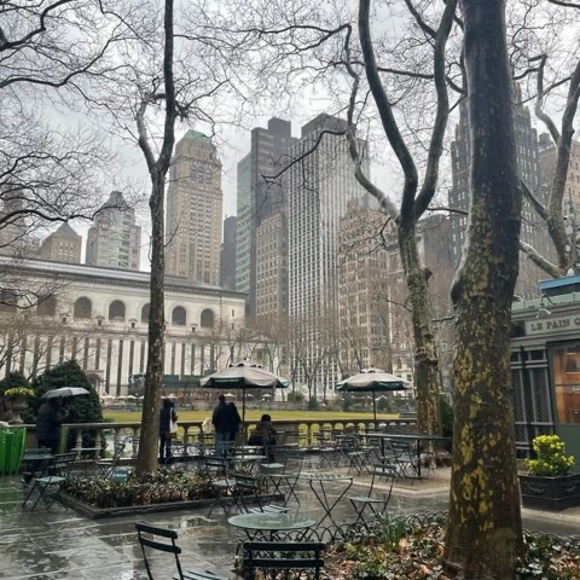 Profile Picture of Heather Mccool (@hec07mo) on Poshmark