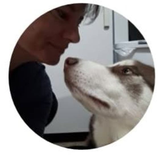 Profile Picture of Ginger Bellard (@gingerbellard) on Poshmark