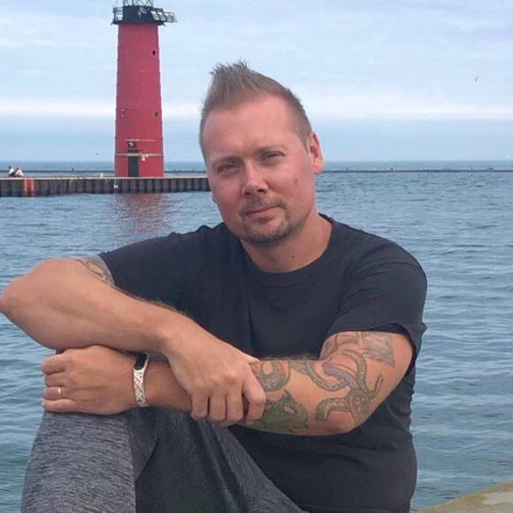 Profile Picture of Alan Dolecki (@alandolecki) on Poshmark