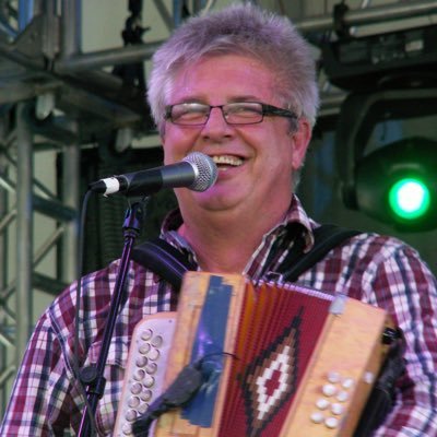 Profile Picture of John Whelan (@johnwhelanmusic) on Twitter