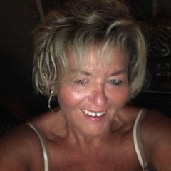 Profile Picture of Chrissy Runner (@chrissyrunner) on Tiktok