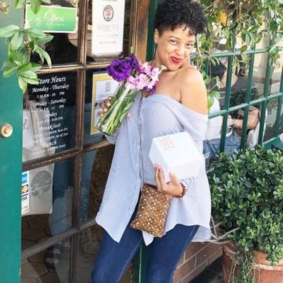 Profile Picture of Allison Bowen (@allisonbowen309) on Poshmark