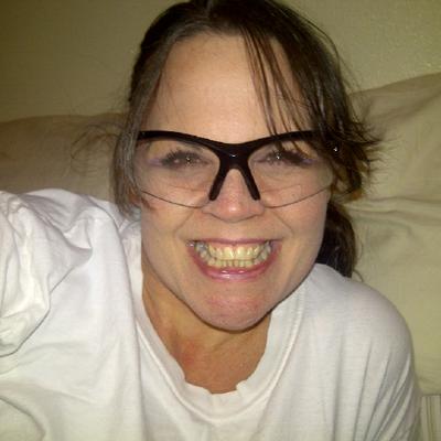 Profile Picture of Michelle Manning (@ShellRManning) on Twitter