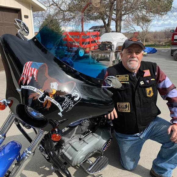 Profile Picture of Cox Brian (@coxbrian) on Poshmark