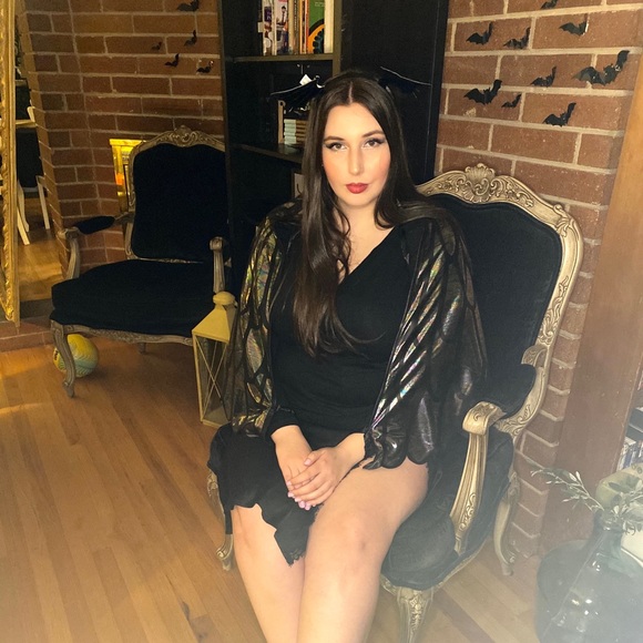 Profile Picture of Devin Fritz (@dnfritz) on Poshmark