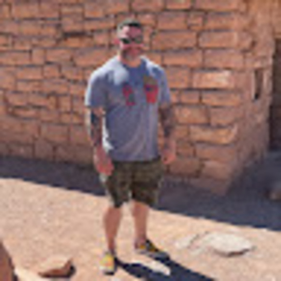 Profile Picture of Mike Mcdermott (@mmcdermott77) on Poshmark