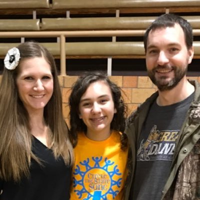 Michelle Ludlow - Twitter Profile Picture of Michelle Ludlow (@FamilyLudlow) on Twitter