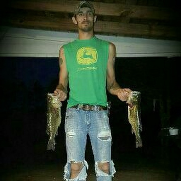 Profile Picture of Joshua Neely (@jneely8668) on Poshmark