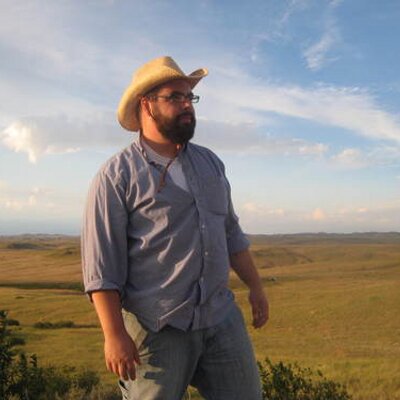 Profile Picture of Tell Ur Friends Matt Kennedy Is For Hire! (@mateokennedy) on Twitter
