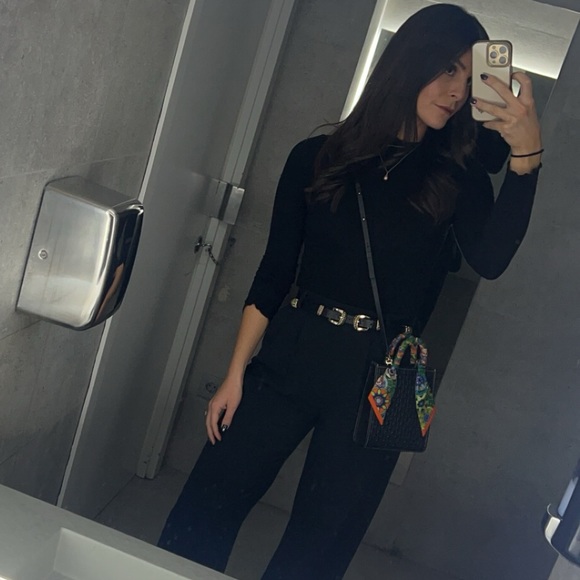 Profile Picture of Gioia Tuozzolo (@gioia123) on Poshmark