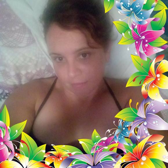 Profile Picture of Veronica Fontela (@godream) on Poshmark