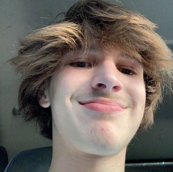 Profile Picture of Nicholas Boucher (@nicholasboucher) on Poshmark