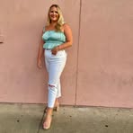 Profile Picture of Andrea Fuller (@andrea.fuller.585) on Facebook