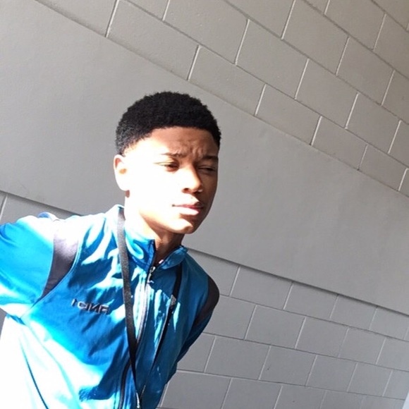 Malik Malik - Poshmark Profile Picture of Malik Malik (@maliknguyen) on Poshmark