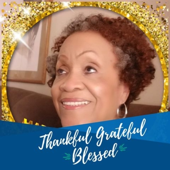 Profile Picture of Shirley Neal (@shirley_neal44) on Poshmark