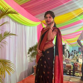 Varsha Jadhav - Facebook Profile Picture of Varsha Jadhav (@varsha.jadhav.58) on Facebook