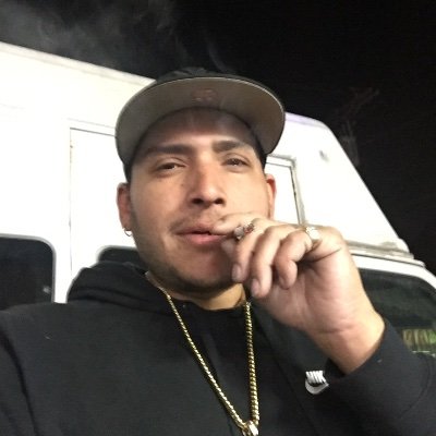 Profile Picture of Steven Encarnacion (@StevenEncarna14) on Twitter