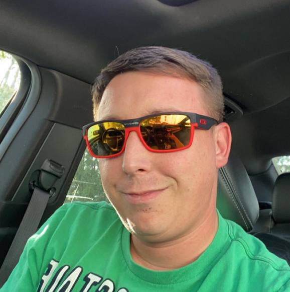 Profile Picture of Jason Keeton (@jkeeton05) on Poshmark