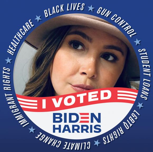 Profile Picture of Marissa Michael (@fashionistapty) on Poshmark