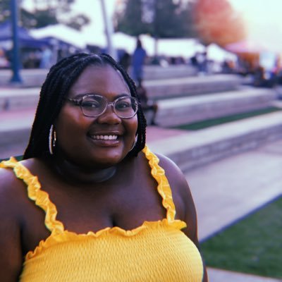 Profile Picture of Jayla C (@April_fool_Jay) on Twitter