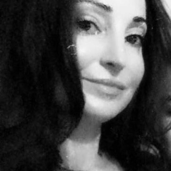 Profile Picture of Christine Akopyan (@akopyanc) on Poshmark