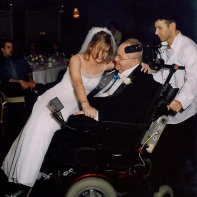 Profile Picture of Dennis Larkin (@DennisJLarkin) on Twitter