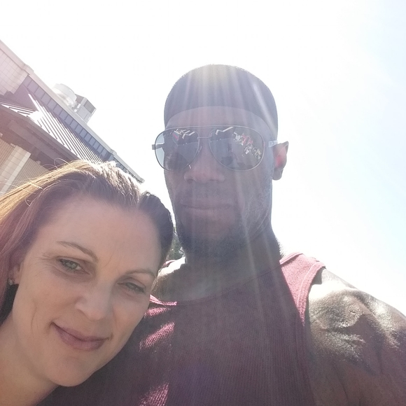 Profile Picture of Dolf Gallon (@dolflgallon) on Poshmark