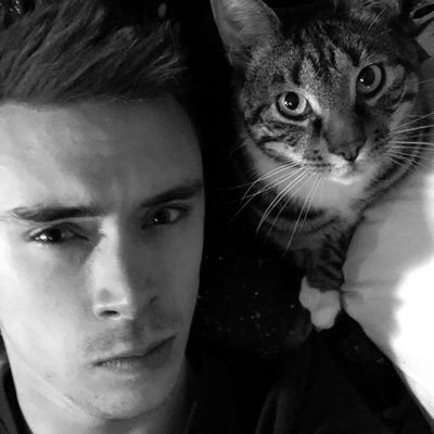 Profile Picture of Zachary Kendall (@ZacharyAndrew18) on Twitter