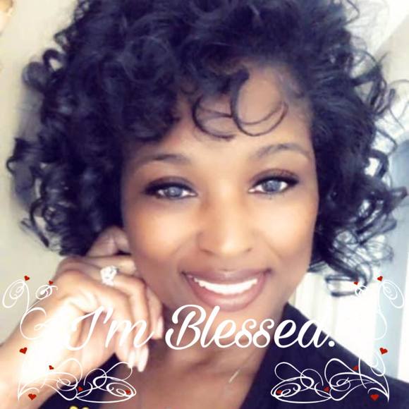 Profile Picture of Tonja Walston (@twalston71) on Poshmark