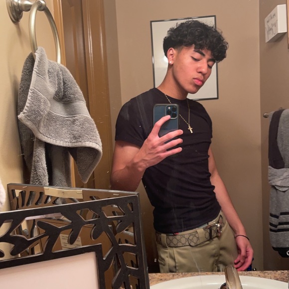 Profile Picture of James Von weber (@jay_vonee) on Poshmark