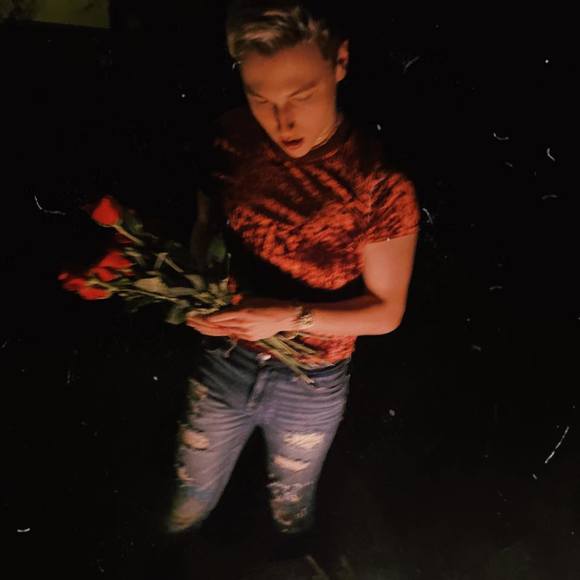 Profile Picture of Brady Elrod (@bradyrod2002) on Poshmark