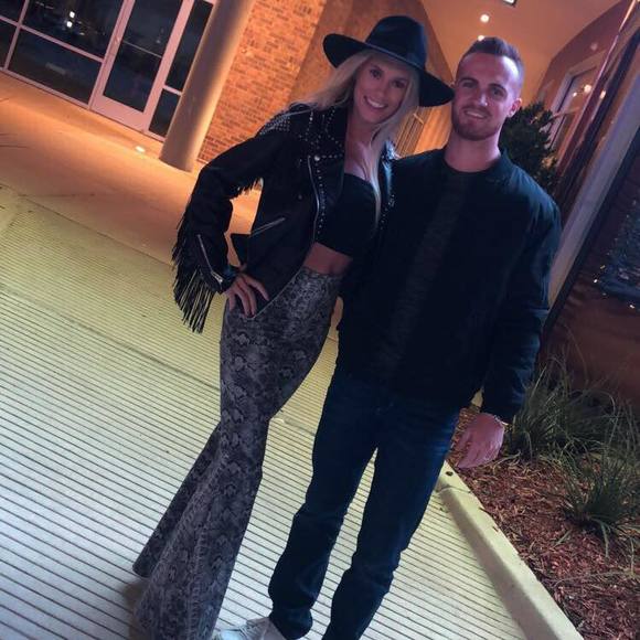 Profile Picture of Aaron Wilson (@awilson874) on Poshmark