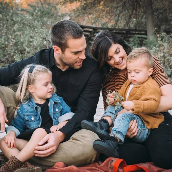 Profile Picture of Annie Schmidtke (@schmidtkeannie) on Poshmark