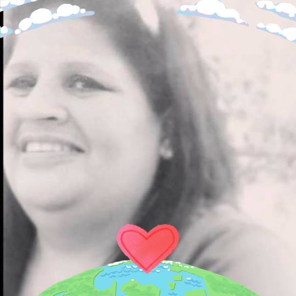 Profile Picture of Jeanette Padron (@jf_padron60) on Poshmark