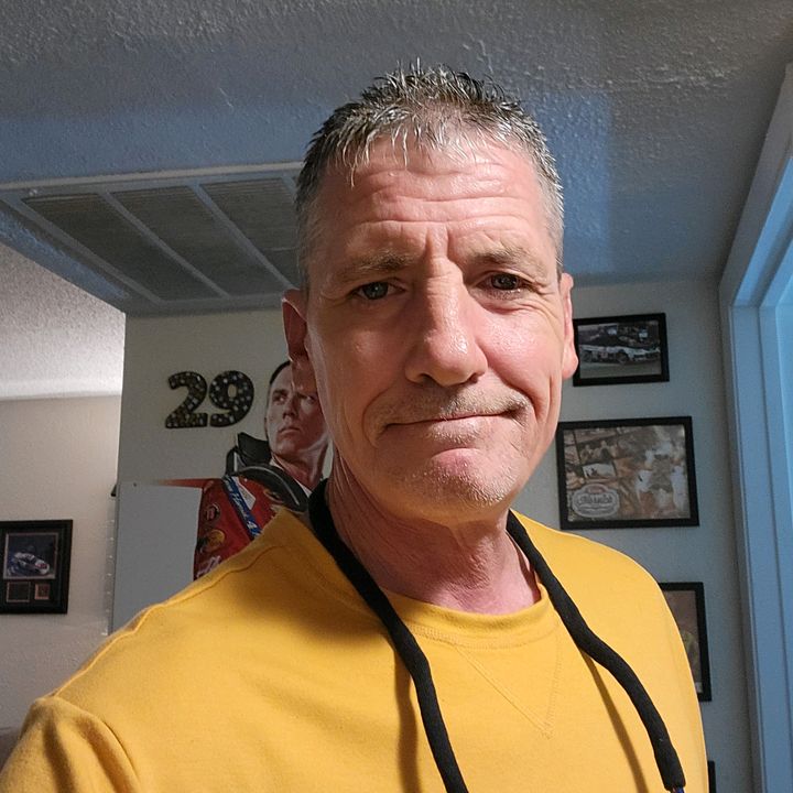 Profile Picture of tonycalvert438 (@tonycalvert438) on Tiktok
