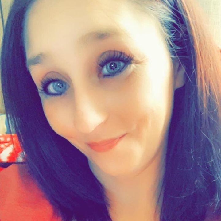 Profile Picture of Jms (@@annarevis1) on Tiktok