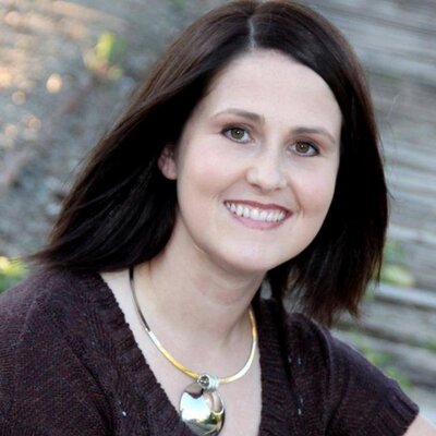 Profile Picture of Lisa Muth (@lisaafdefender) on Twitter