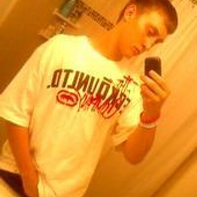 Profile Picture of Daniel Glaser (@DanielTheTrojan) on Twitter