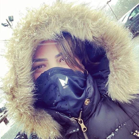 Profile Picture of Debora Lopes (@deloopes) on Poshmark