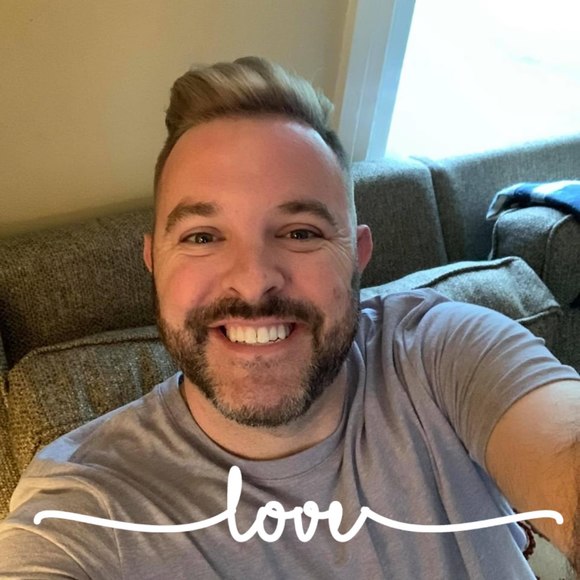 Profile Picture of Jason Dillman darring (@tua07805) on Poshmark