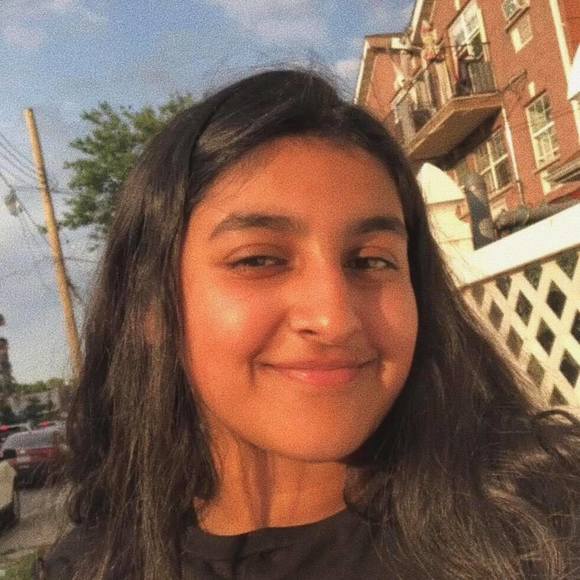 Profile Picture of Suchona Dey (@suchonadey) on Poshmark