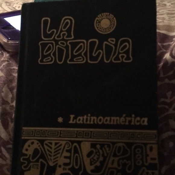 Profile Picture of Elida Arcos (@earcos) on Poshmark