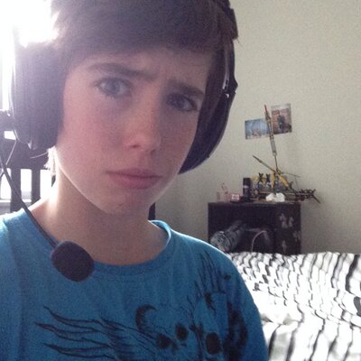 Profile Picture of James (@PerkyBoyz) on Twitter