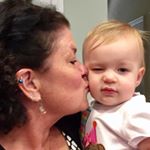 Profile Picture of Robin Willoughby (@potterybird231) on Instagram