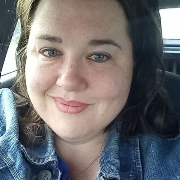 Profile Picture of Joelle Charbonneau (@joellecharbonne) on Poshmark