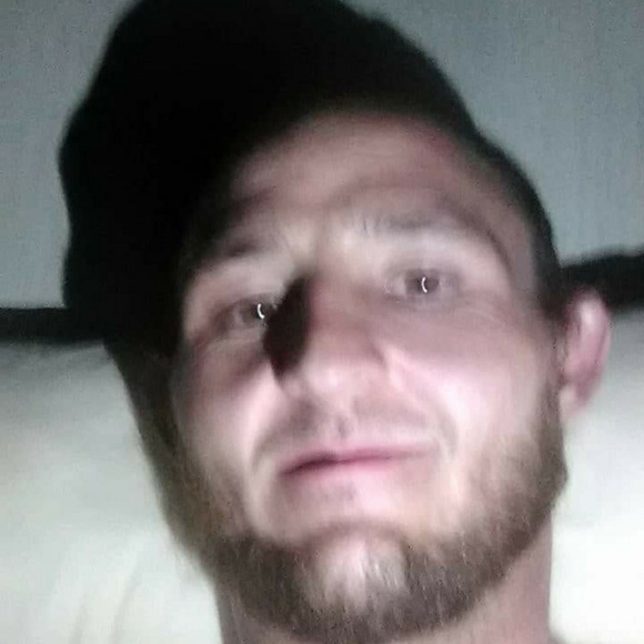 Profile Picture of David Mosteller (@davidmosteller) on Poshmark