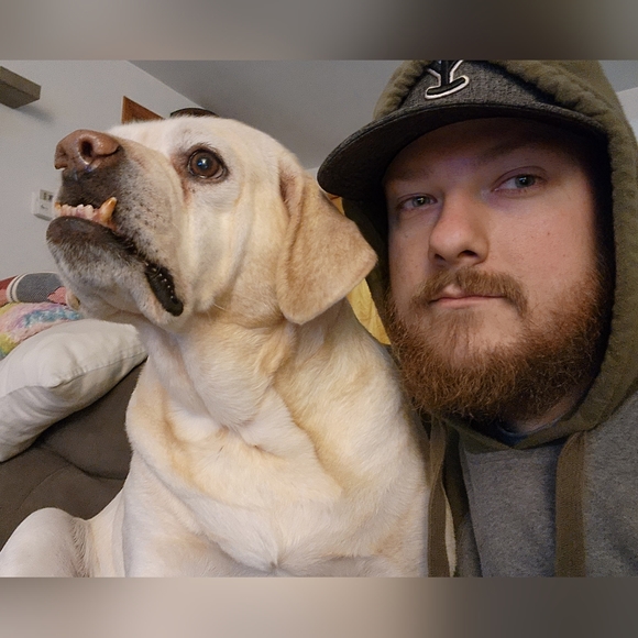 Profile Picture of Bart Maloney (@bam9298) on Poshmark