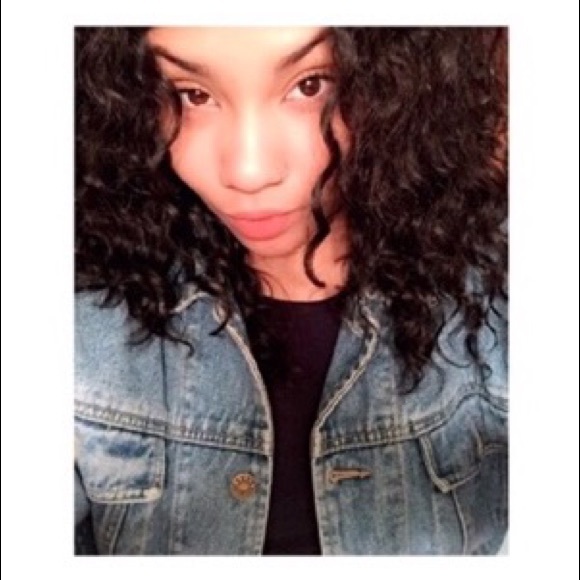 Profile Picture of Jemala Mabone (@jemalasaran) on Poshmark