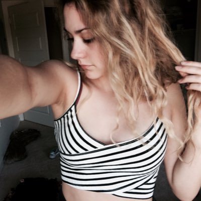 Profile Picture of Kara Capps (@Karaaa_m_c) on Twitter