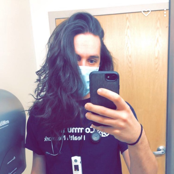 Profile Picture of Nathaniel Burchell (@n_burchell) on Poshmark
